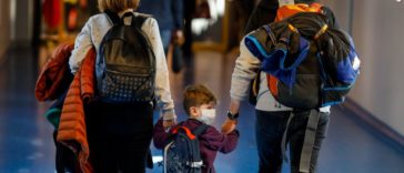 Criterii noi români străinătate