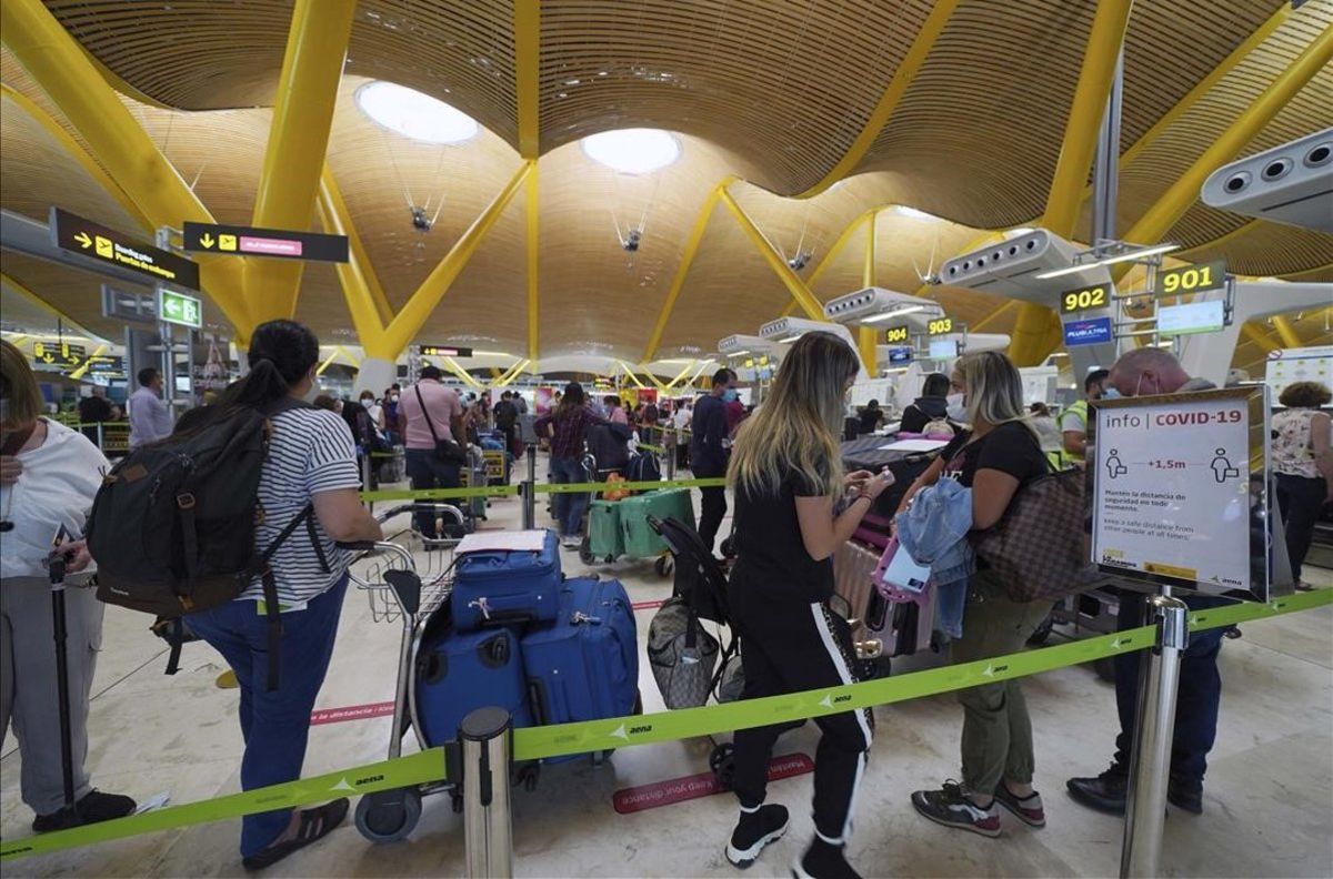 aglomeratie control documente barajas madrid