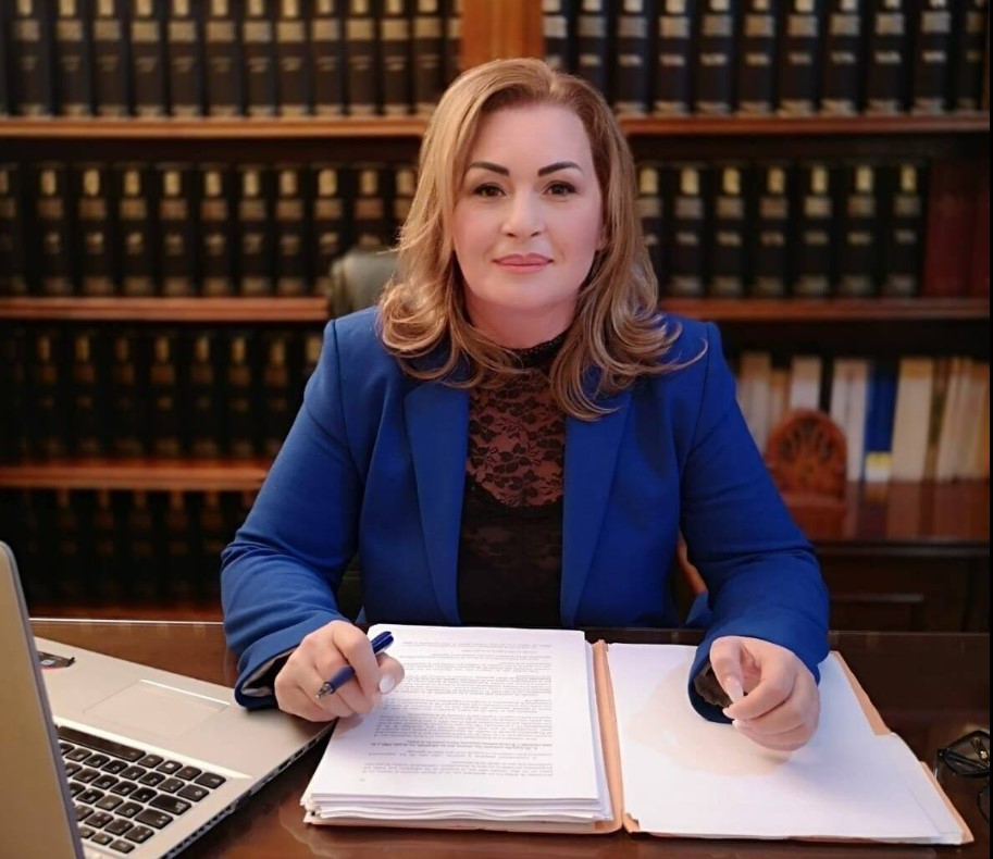 avocat Carmen Pop