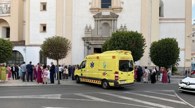 Ambulanță nupțială în Badajoz