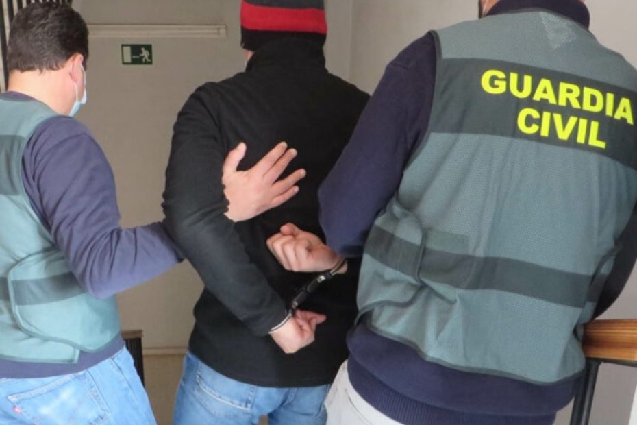 Români arestați pentru furt în Spania