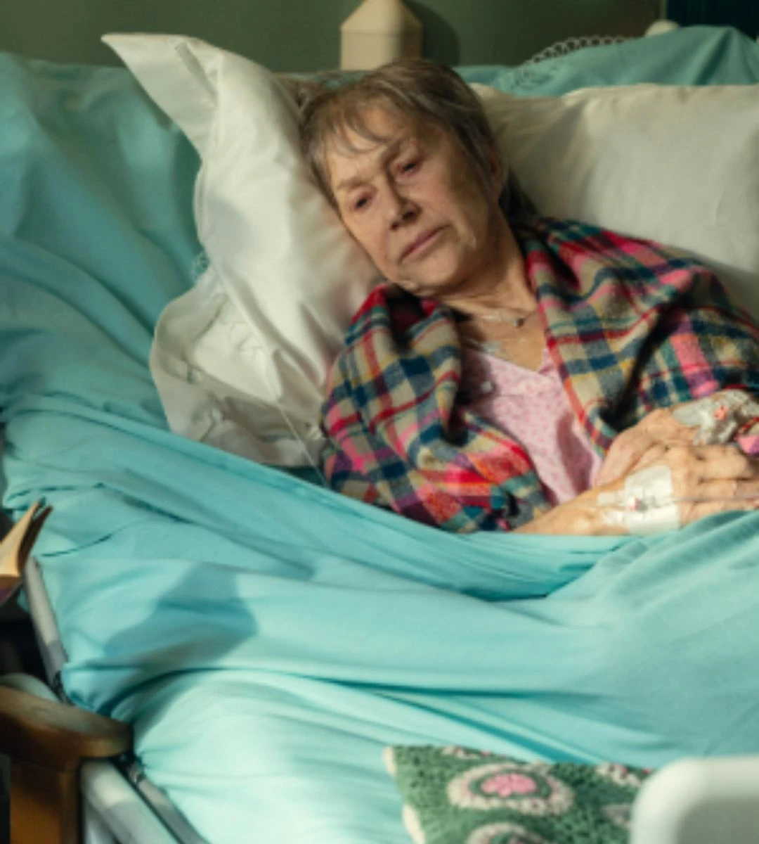 Helen Mirren în filmul Adio June pe Netflix