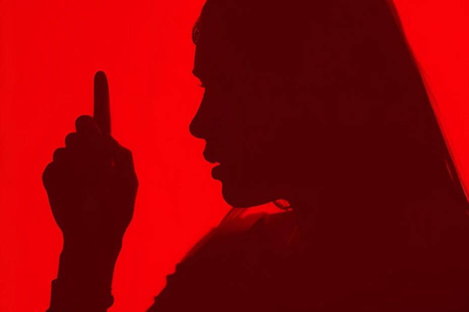 agresiune româncă soț