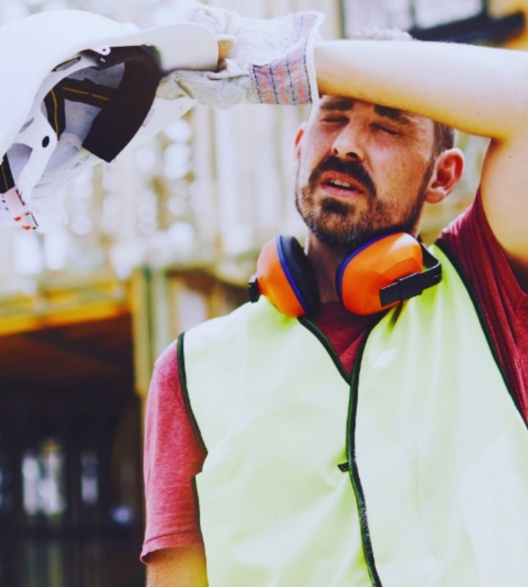 Salariul minim în Spania crește la 1.221 €: consens între stat și sindicate în pofida refuzului patronatelor