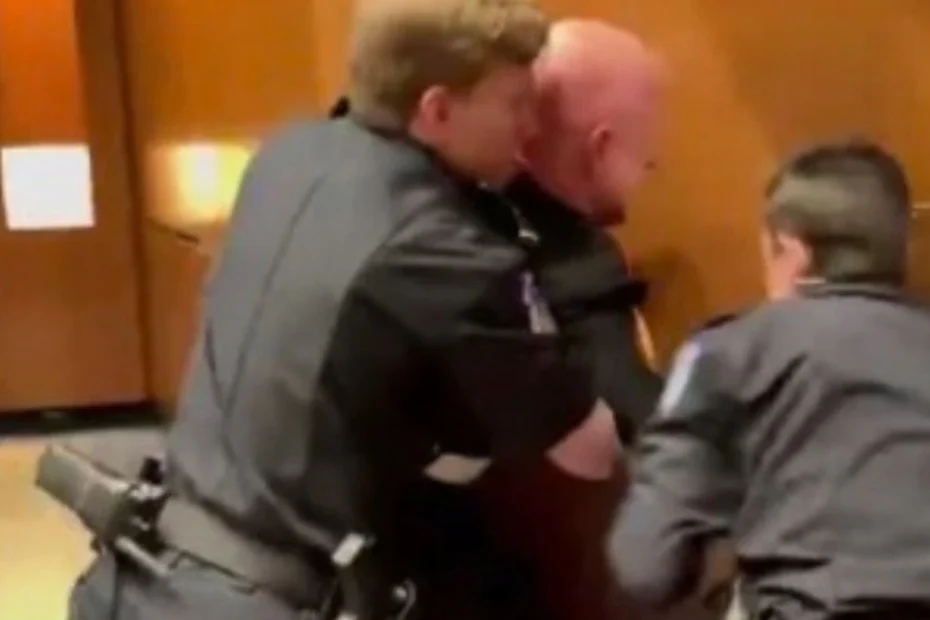 Protest puscas marin