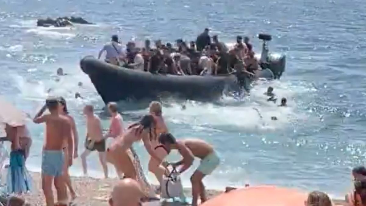 Scene incredibile pe o plajă din Spania