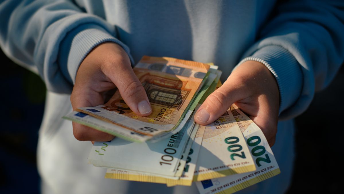 Pensii în Spania 2026: pensia minimă și maximă, sumele actualizate pentru pensionari